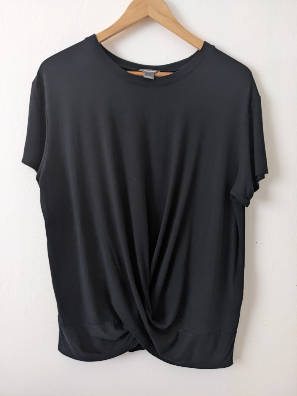 Eddie Bauer Black Short-Sleeve Twist-Front Tee